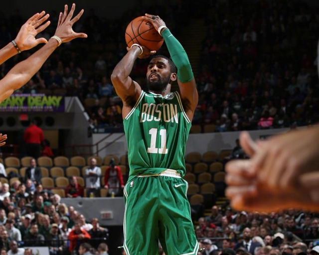 台上证明自 台上证明自