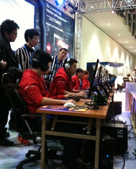 展现了他无 展现了他无